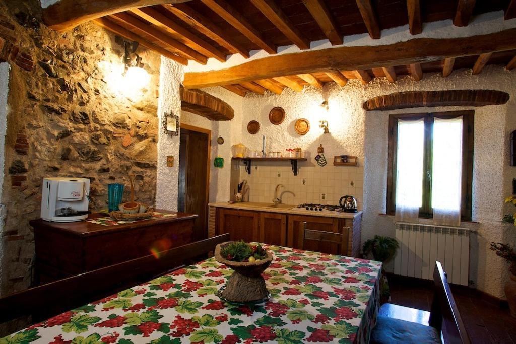 Casa Conti Di Sotto Villa กาวอร์ราโน ภายนอก รูปภาพ